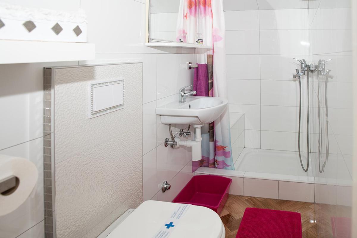 Apartman Mira I Denis Supetarska Draga Extérieur photo