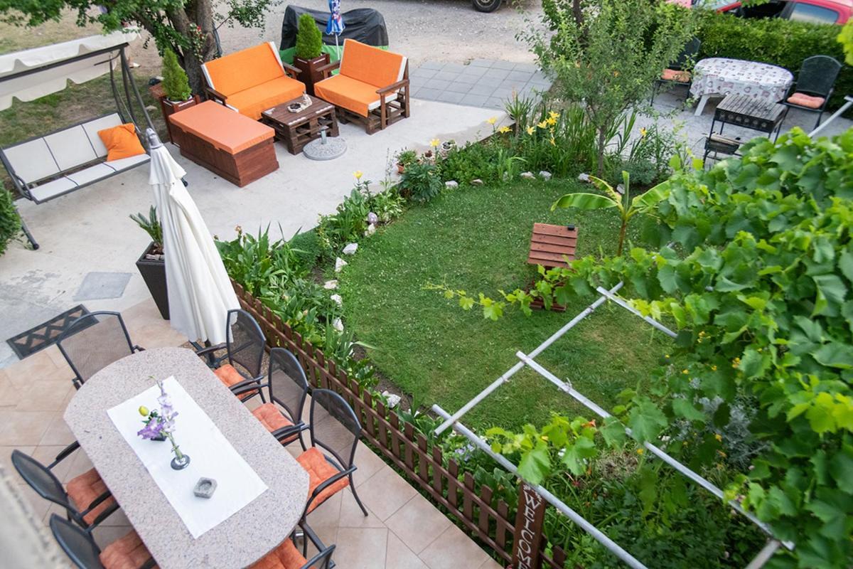 Apartman Mira I Denis Supetarska Draga Extérieur photo